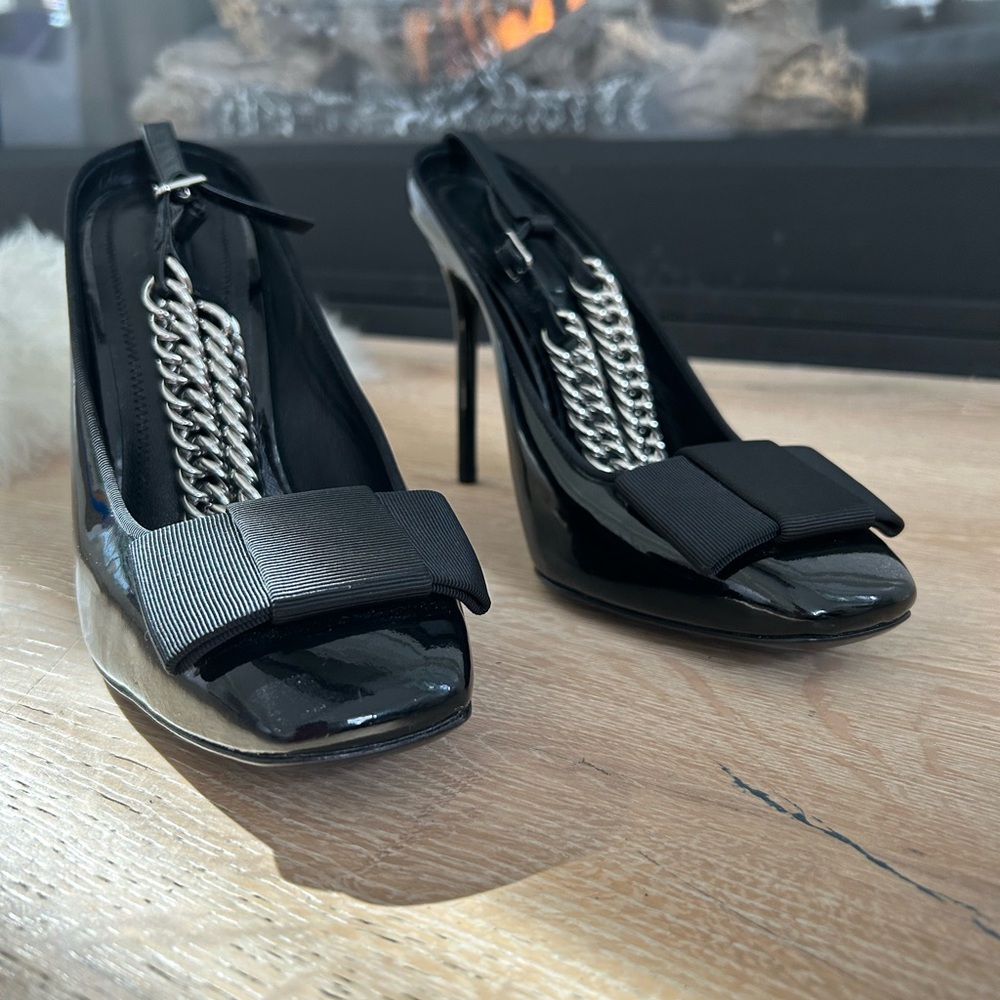 Alexander Wang, Patent Leather Chain-like Accent Pumps - size 8  Never Worn